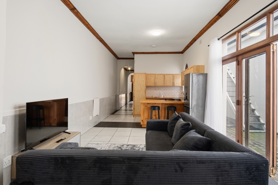 To Let 4 Bedroom Property for Rent in Woodstock Western Cape